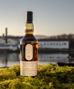 Alternative view of Lagavulin 16 Years